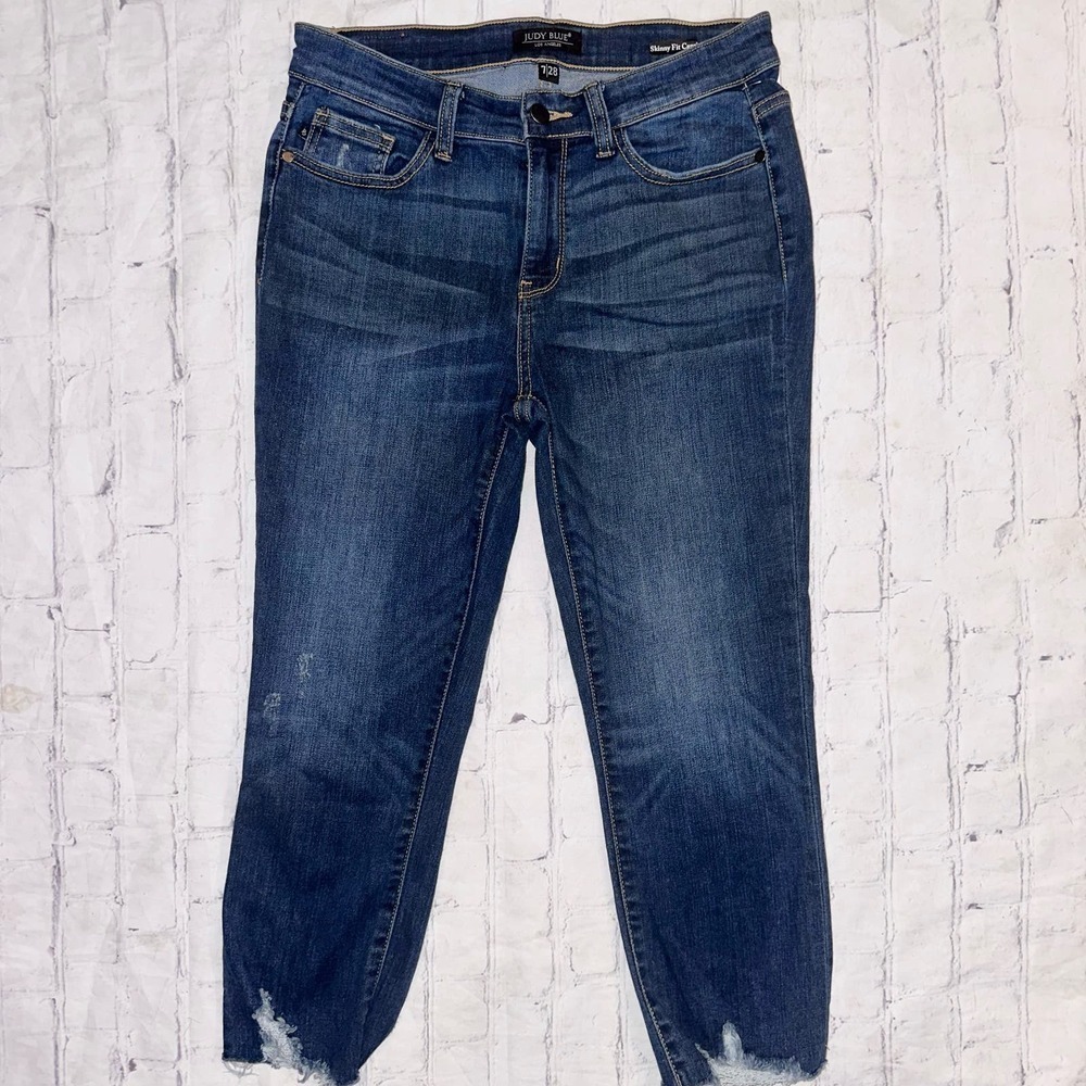 NWOT Women’s Size 7/28 Judy Blue Skinny Fit Capris Denim Blue Jeans